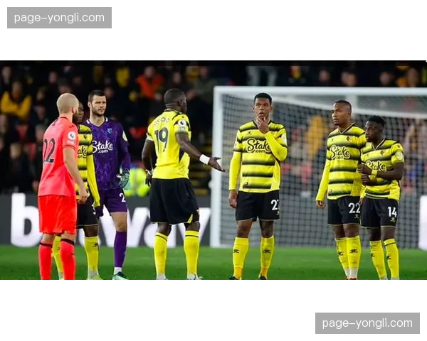 通讯：坚守加迪斯十五年的老队长，谈小镇球队的生存之道