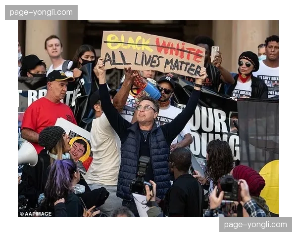 意甲俱乐部联合发起“反对种族歧视”新一轮宣传倡导活动